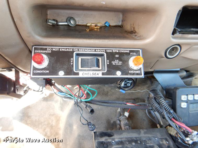 image for item DE0045 1999 Ford F450 Super Duty XL utility truck