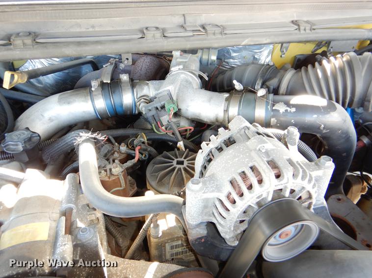 image for item DE0045 1999 Ford F450 Super Duty XL utility truck