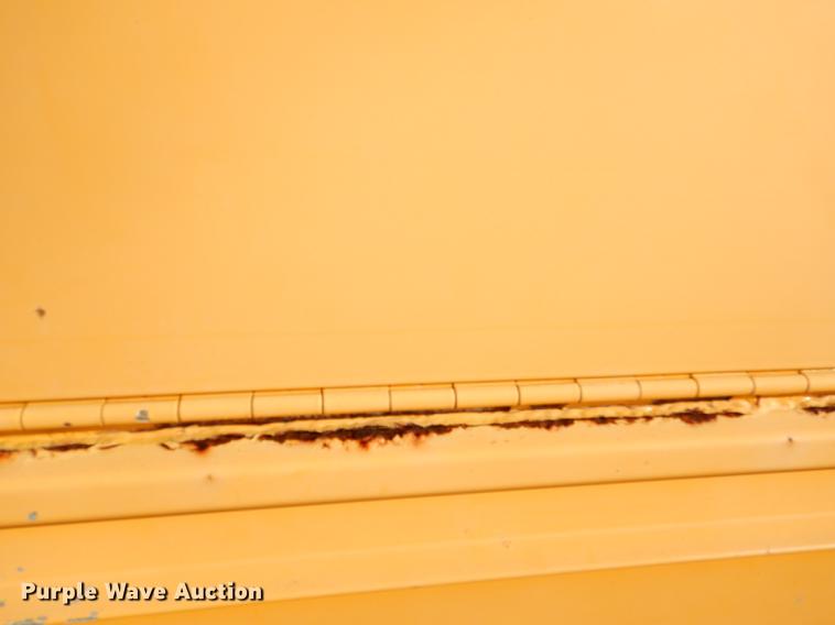 image for item DE0045 1999 Ford F450 Super Duty XL utility truck