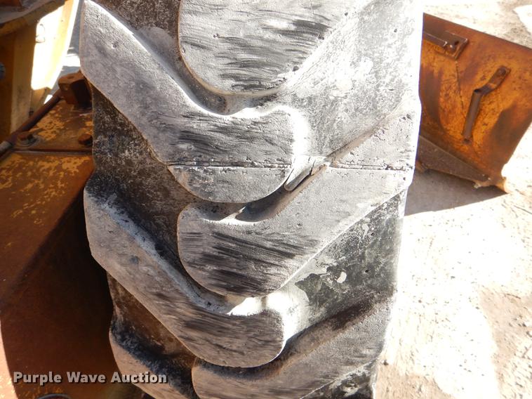 image for item DE0047 1983 Caterpillar 120G motor grader