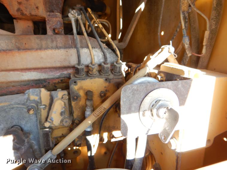 image for item DE0047 1983 Caterpillar 120G motor grader