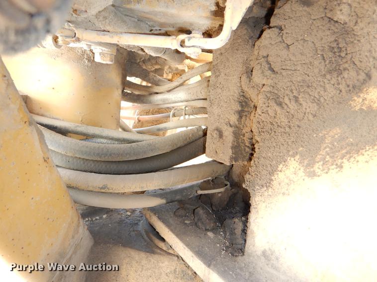 image for item DE0047 1983 Caterpillar 120G motor grader