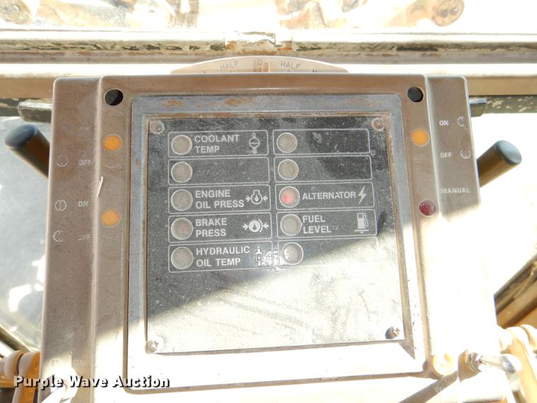 image for item DE0047 1983 Caterpillar 120G motor grader