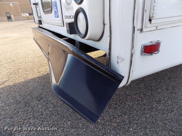 image for item DE0420 2009 Ford E350 Starcraft shuttle bus