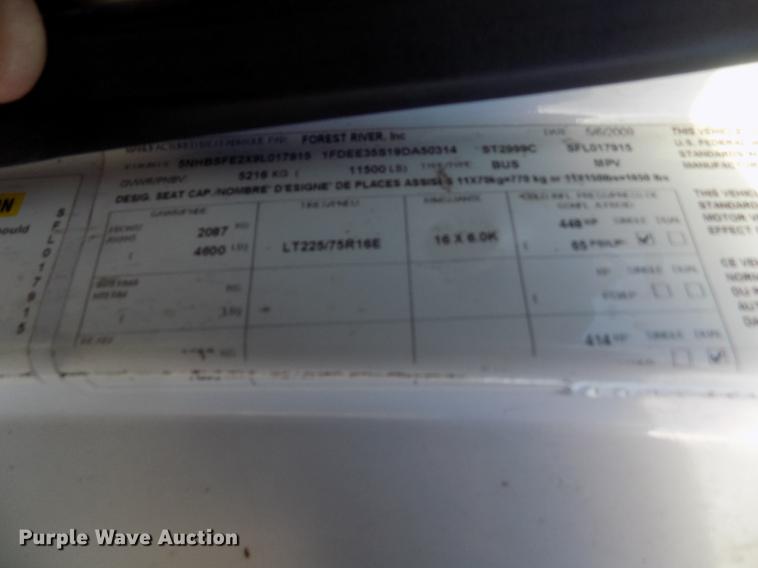 image for item DE0420 2009 Ford E350 Starcraft shuttle bus