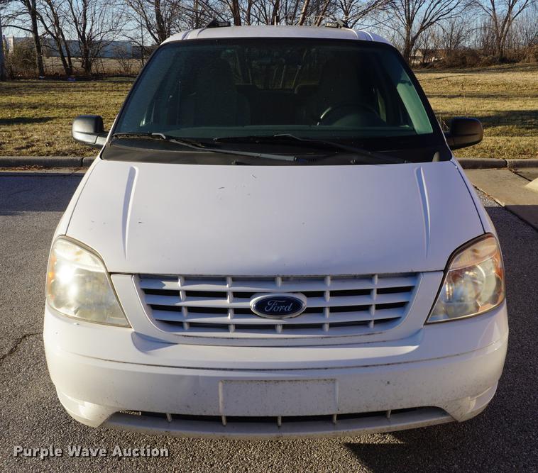 image for item DE3350 2007 Ford Freestar van