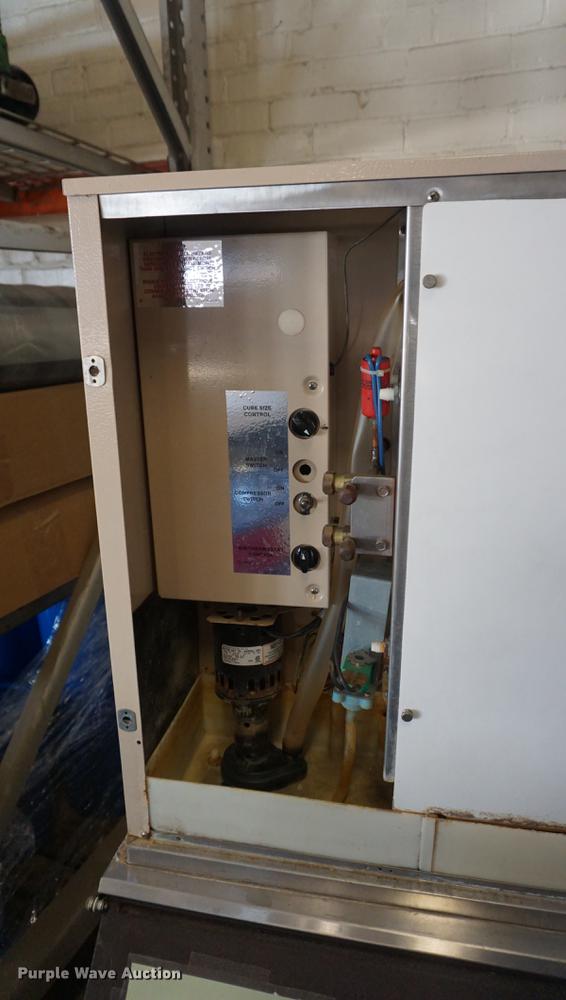 image for item DE3351 Scotsman CME500AE ice machine