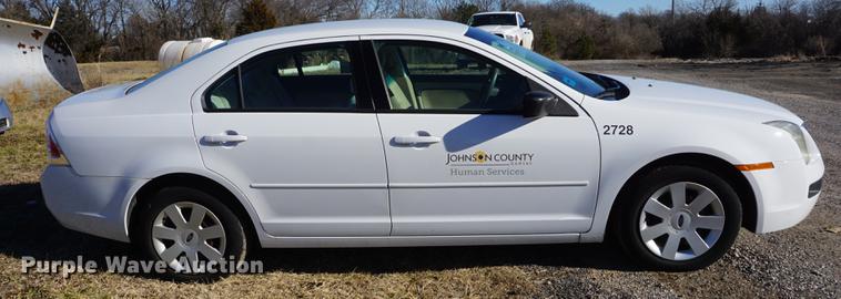 image for item DE3355 2007 Ford Fusion