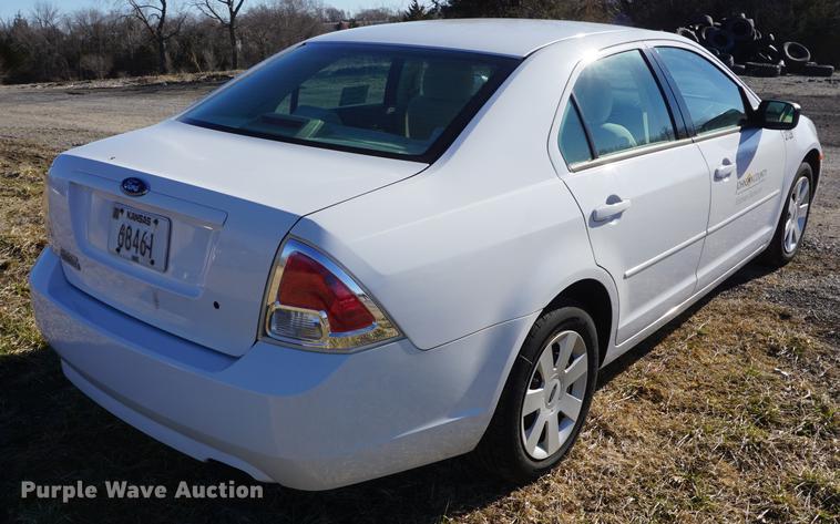 image for item DE3355 2007 Ford Fusion