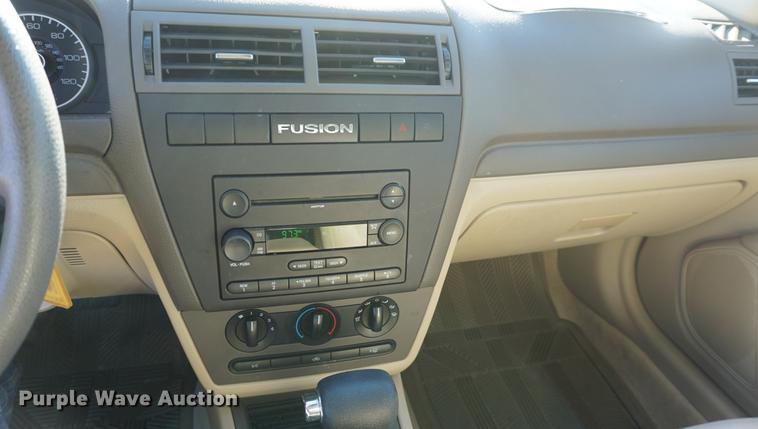 image for item DE3355 2007 Ford Fusion