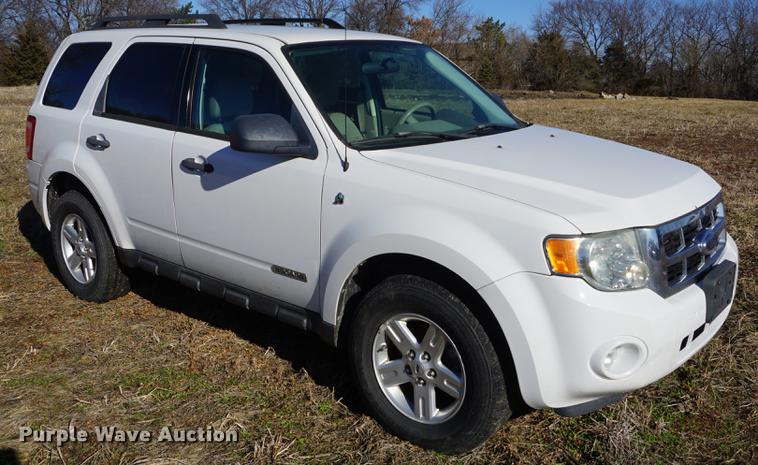 image for item DE3357 2008 Ford Escape Hybrid SUV