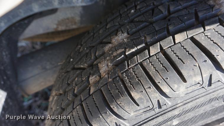 image for item DE3357 2008 Ford Escape Hybrid SUV