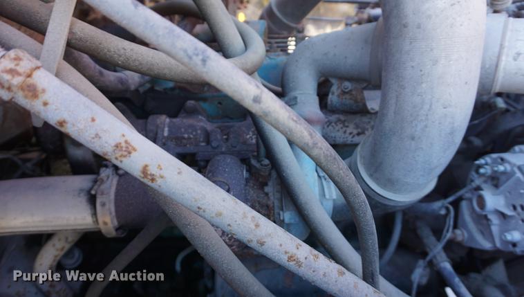 image for item DE3359 1989 International S2500 crane truck