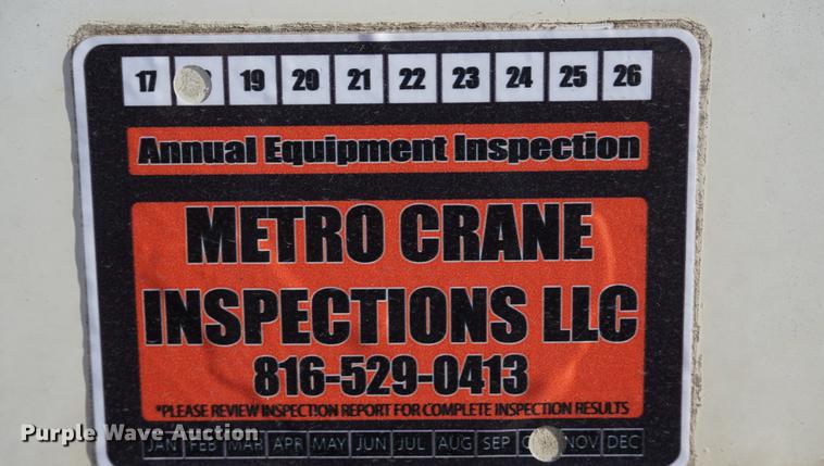 image for item DE3359 1989 International S2500 crane truck