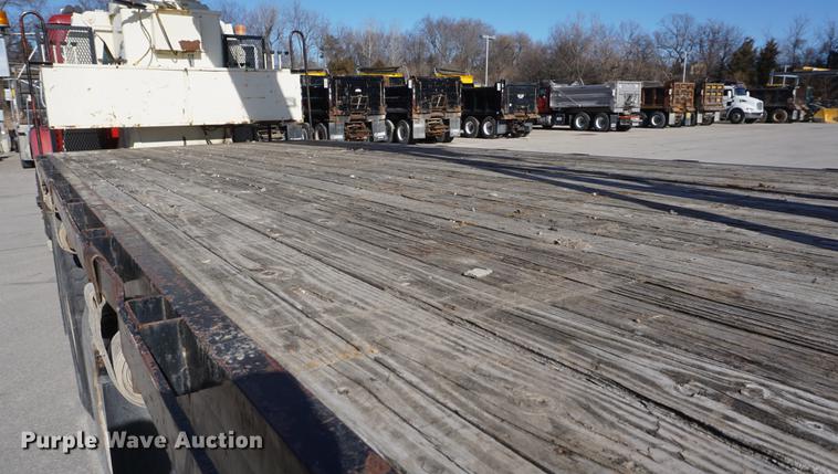 image for item DE3359 1989 International S2500 crane truck