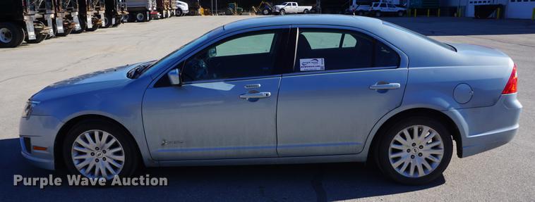 image for item DE3360 2011 Ford Fusion Hybrid