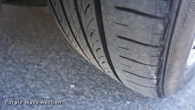 image for item DE3360 2011 Ford Fusion Hybrid