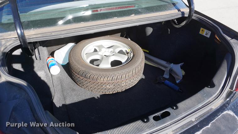 image for item DE3362 2004 Ford Taurus