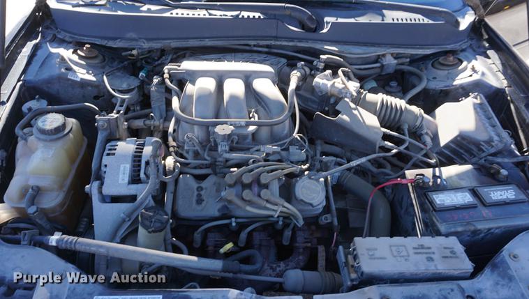 image for item DE3362 2004 Ford Taurus