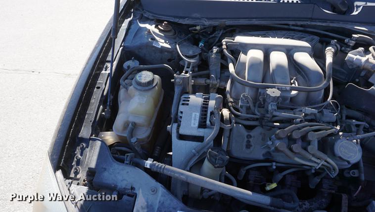 image for item DE3362 2004 Ford Taurus