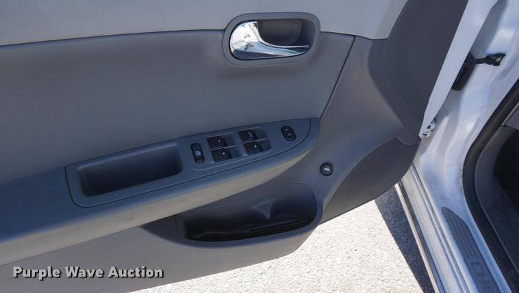 image for item DE3363 2009 Chevrolet Malibu Hybrid