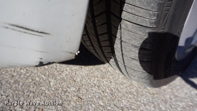 image for item DE3363 2009 Chevrolet Malibu Hybrid