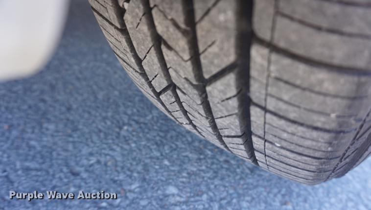 image for item DE3363 2009 Chevrolet Malibu Hybrid