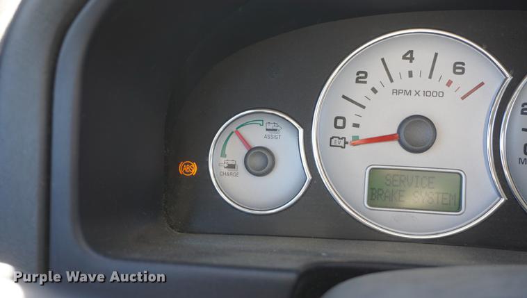 image for item DE3364 2005 Ford Escape Hybrid SUV