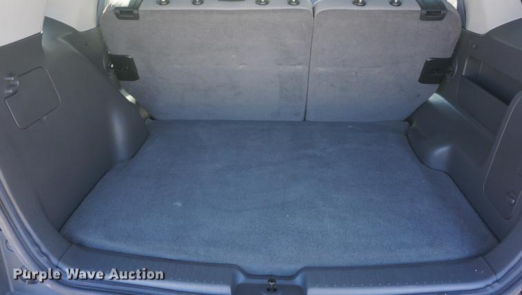 image for item DE3364 2005 Ford Escape Hybrid SUV