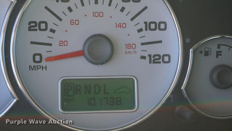 image for item DE3366 2005 Ford Escape Hybrid SUV