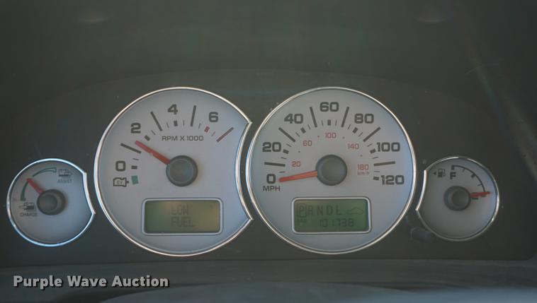 image for item DE3366 2005 Ford Escape Hybrid SUV