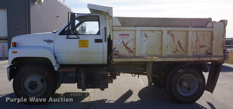 image for item DE3368 1991 GMC TopKick C5500 dump truck