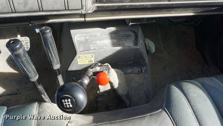 image for item DE3368 1991 GMC TopKick C5500 dump truck