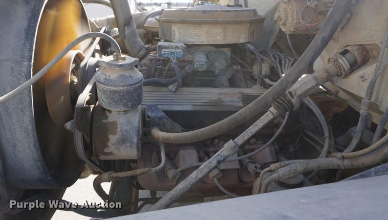 image for item DE3368 1991 GMC TopKick C5500 dump truck
