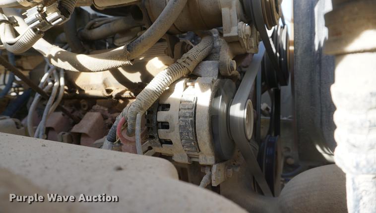 image for item DE3368 1991 GMC TopKick C5500 dump truck