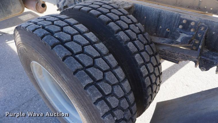 image for item DE3368 1991 GMC TopKick C5500 dump truck