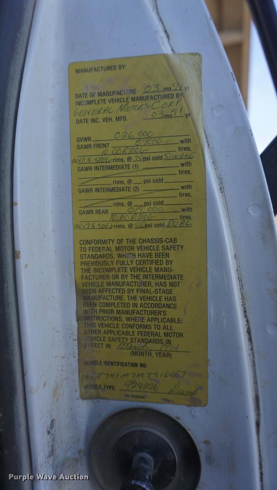 image for item DE3368 1991 GMC TopKick C5500 dump truck