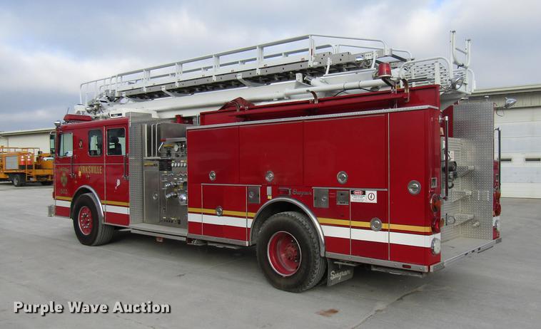 image for item DE5929 1994 Seagrave fire truck