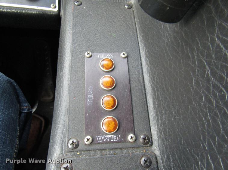 image for item DE5929 1994 Seagrave fire truck