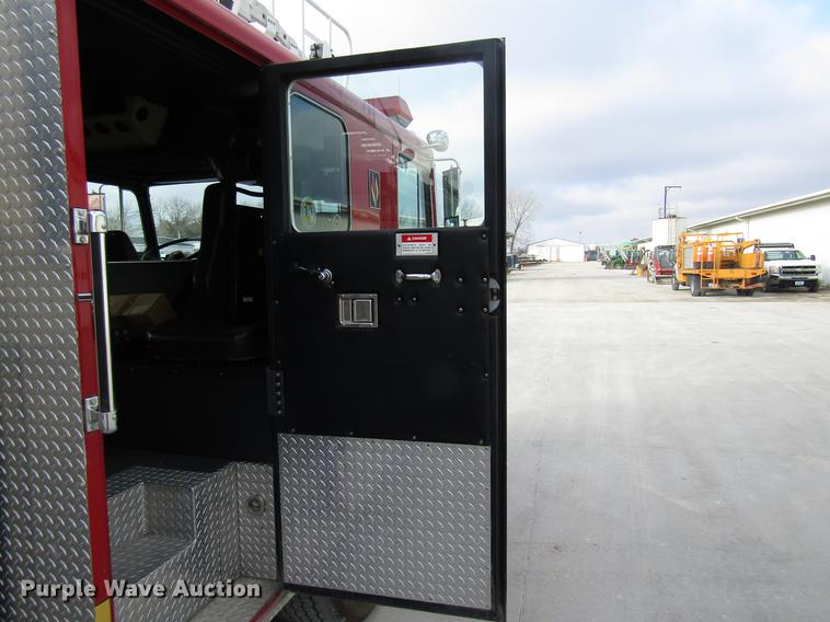 image for item DE5929 1994 Seagrave fire truck