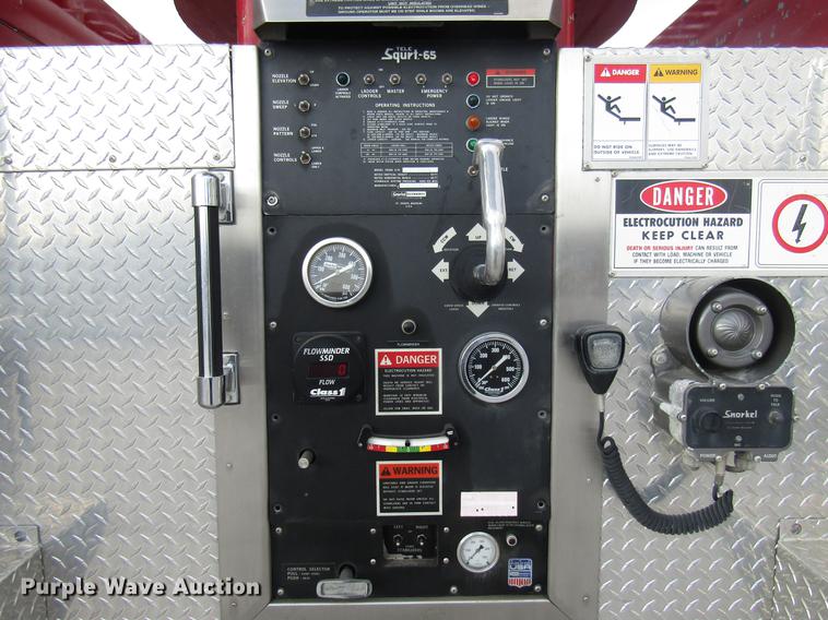 image for item DE5929 1994 Seagrave fire truck