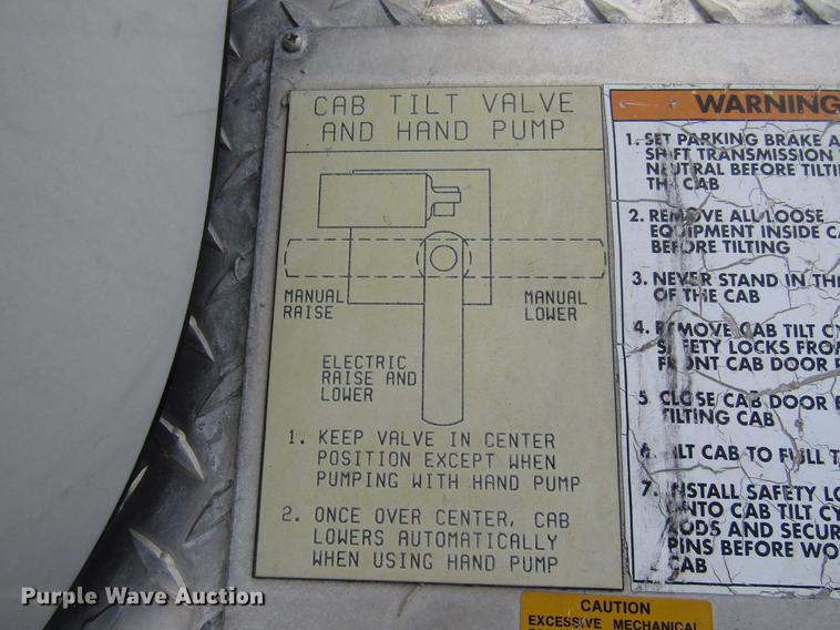 image for item DE5929 1994 Seagrave fire truck