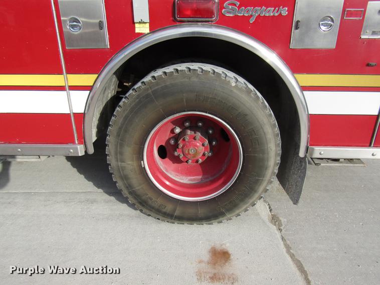 image for item DE5929 1994 Seagrave fire truck