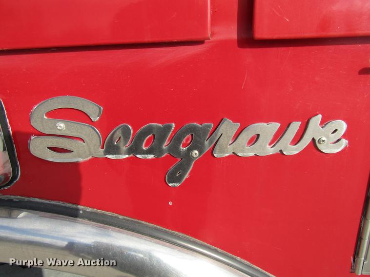 image for item DE5929 1994 Seagrave fire truck