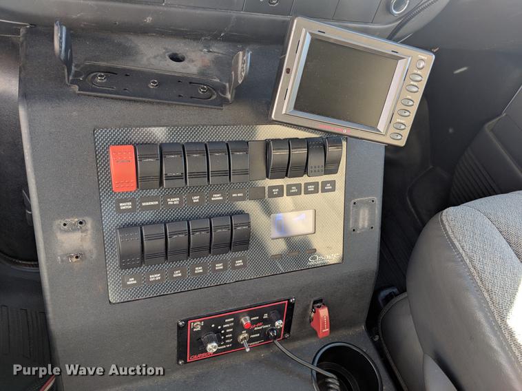 image for item DF1337 2010 GMC Savana G4500 ambulance