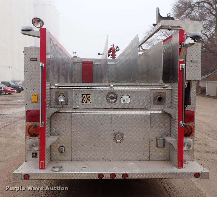 image for item DF8677 1993 Spartan Gladiator GA40M-2142 fire truck