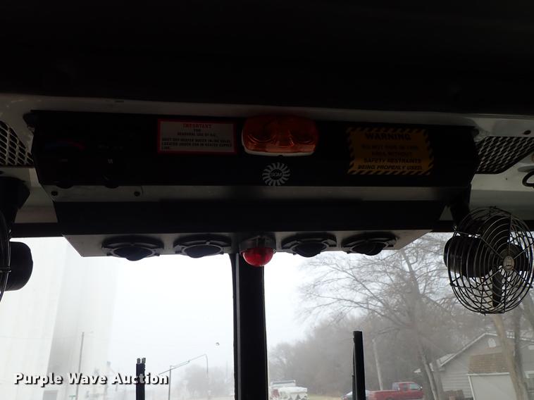 image for item DF8677 1993 Spartan Gladiator GA40M-2142 fire truck