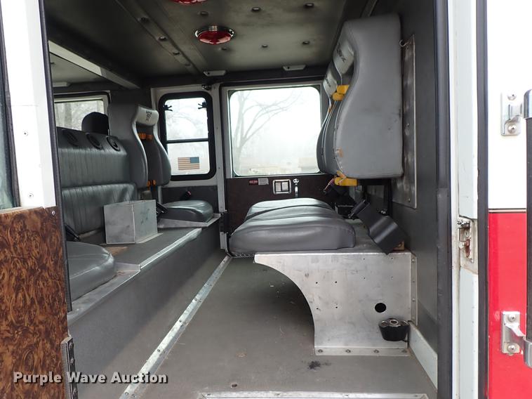 image for item DF8677 1993 Spartan Gladiator GA40M-2142 fire truck