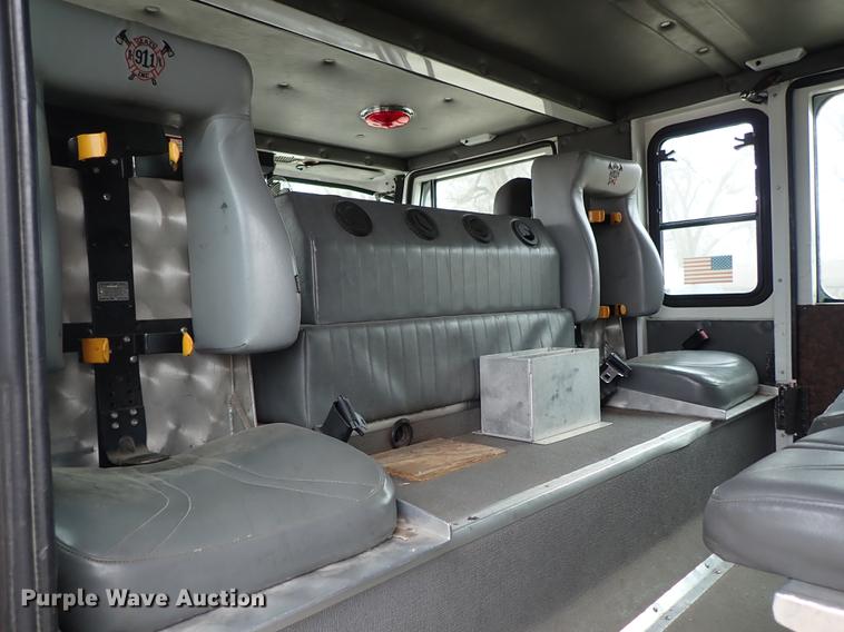 image for item DF8677 1993 Spartan Gladiator GA40M-2142 fire truck