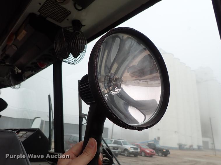 image for item DF8677 1993 Spartan Gladiator GA40M-2142 fire truck